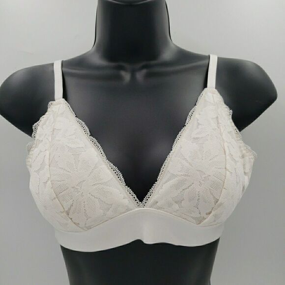 Victorias Secret Sz Small Bra Ivory Lace Lightly Lined Wireless Plunge Bralette - Picture 1 of 16